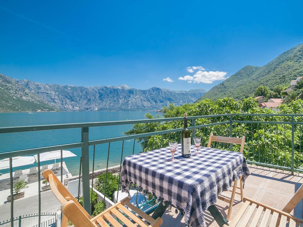 Apartments Iva Kotor Exteriör bild