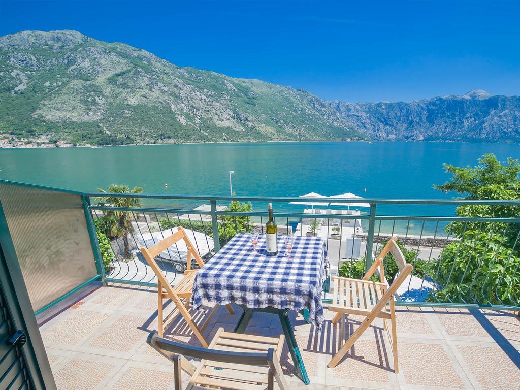 Apartments Iva Kotor Exteriör bild