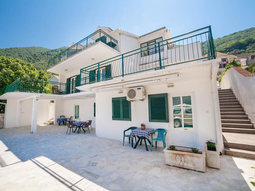 Apartments Iva Kotor Exteriör bild