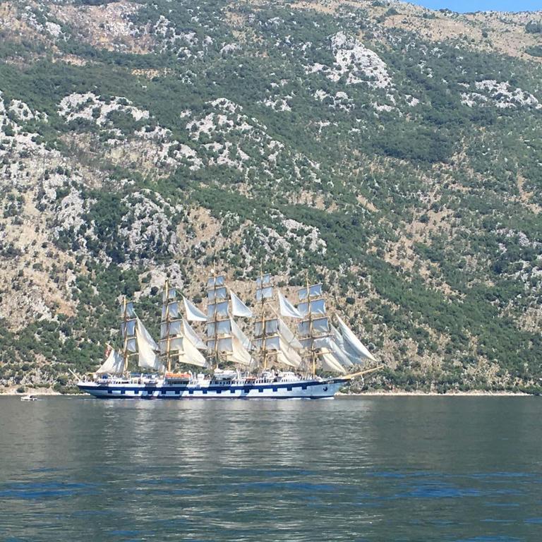 Apartments Iva Kotor Exteriör bild